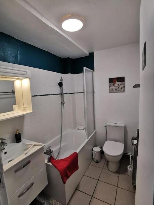 2 Proche Apartment