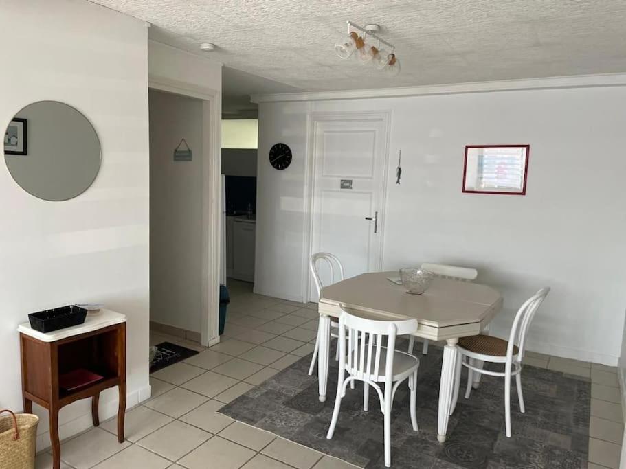 2 Proche Apartment *